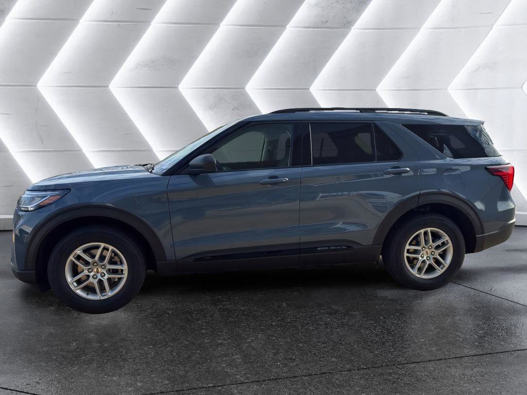 New 2026 Ford Explorer Active image 3