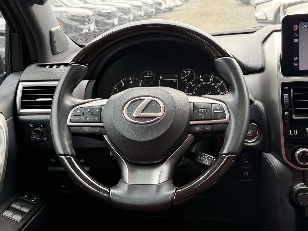 Used 2023 Lexus GX 460 Premium w/ Premium Plus Package AWD/4WD image 9