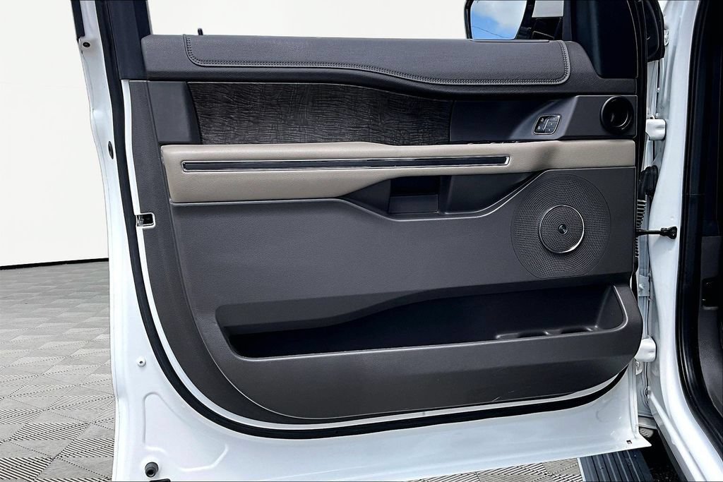 Certified 2021 Ford Expedition Limited AWD/4WD image 23