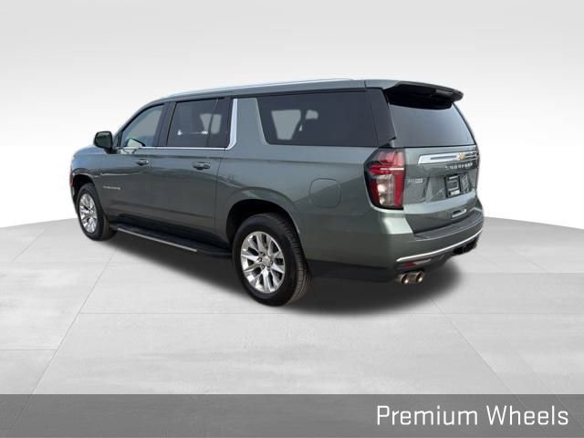 Used 2023 Chevrolet Suburban Premier image 15