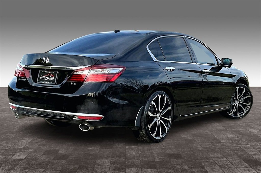 Used 2017 Honda Accord EX-L image 14