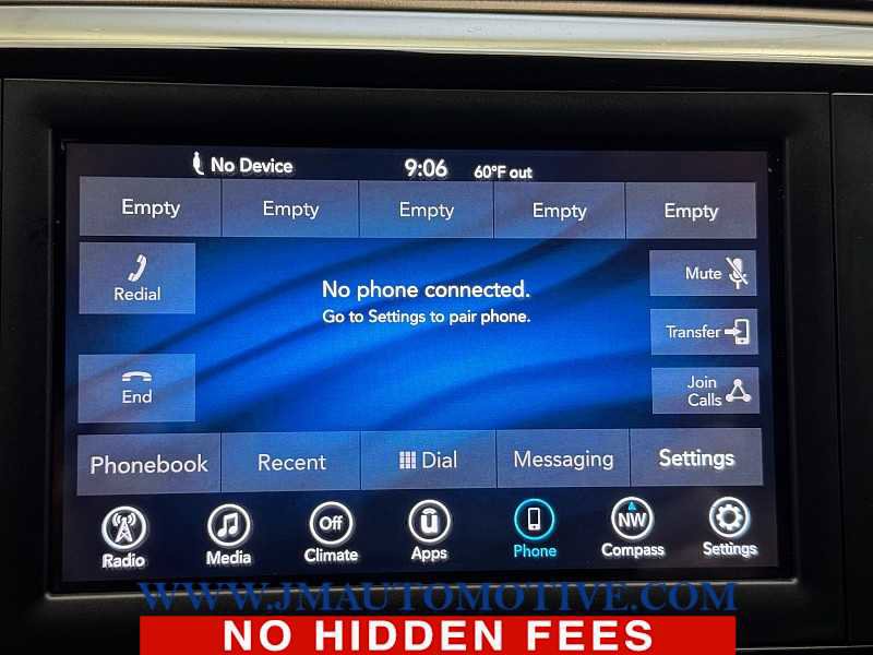 Used 2018 Chrysler Pacifica Touring Plus FWD image 31
