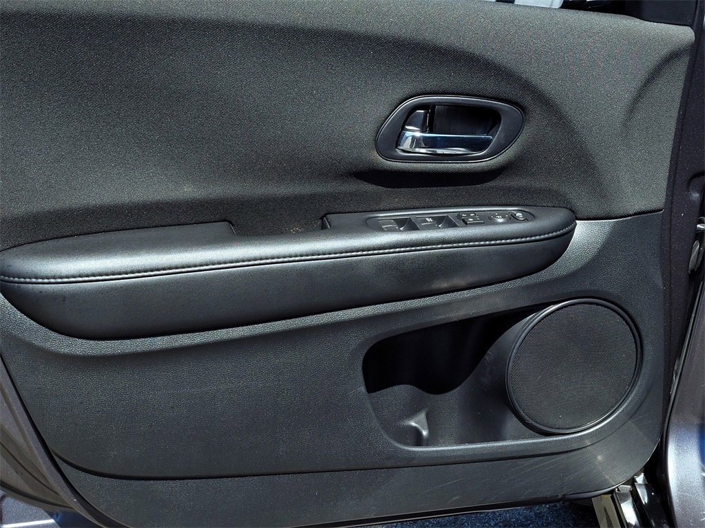 Used 2022 Honda HR-V Sport image 16