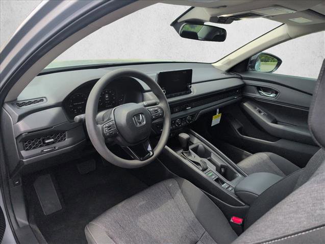 Used 2025 Honda Accord SE image 10