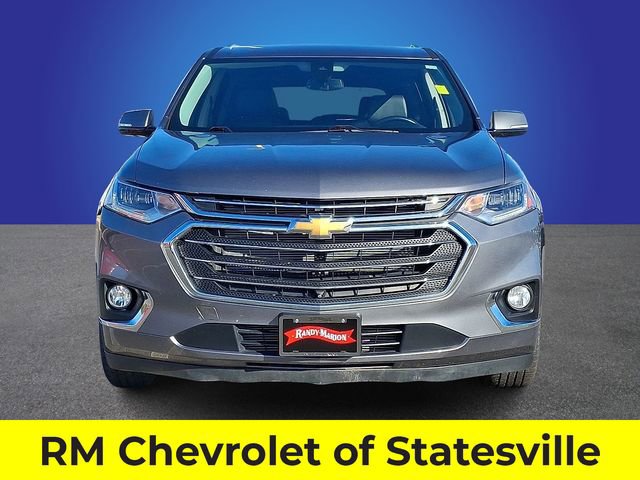 Used 2020 Chevrolet Traverse Premier image 2