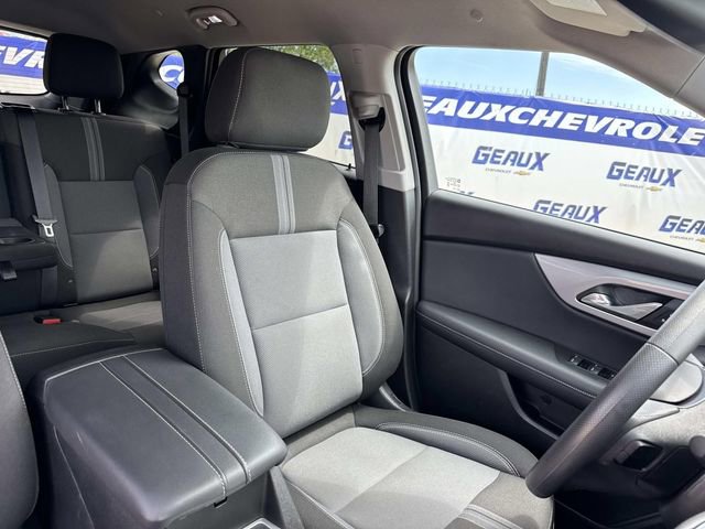 Used 2025 Chevrolet Blazer LT FWD image 28