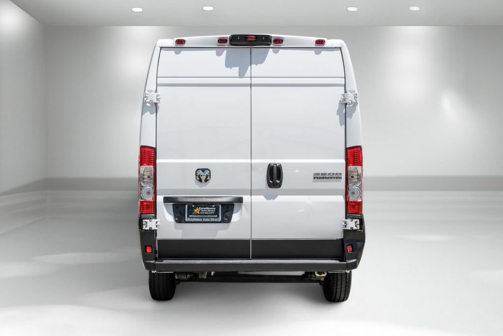 Used 2025 RAM ProMaster 2500 w/ Convenience Group FWD image 7