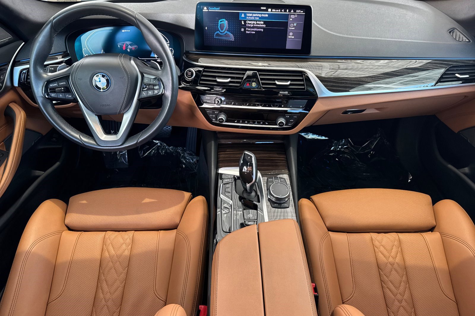 Used 2023 BMW 530e w/ Premium Package RWD image 17