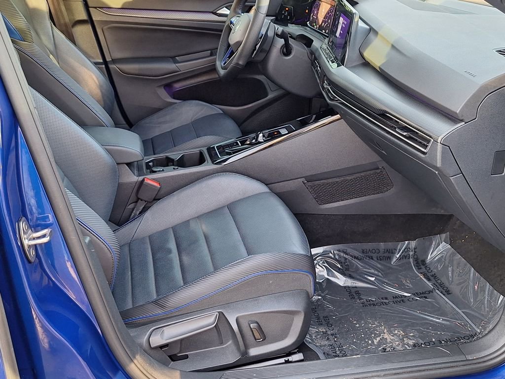 Used 2024 Volkswagen Golf R image 28