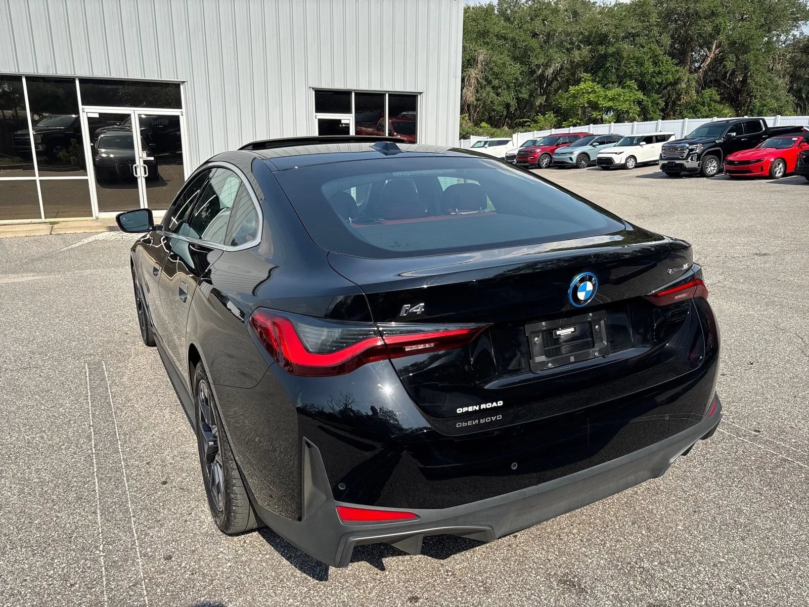 Used 2023 BMW i4 eDrive35 w/ Premium Package RWD image 7