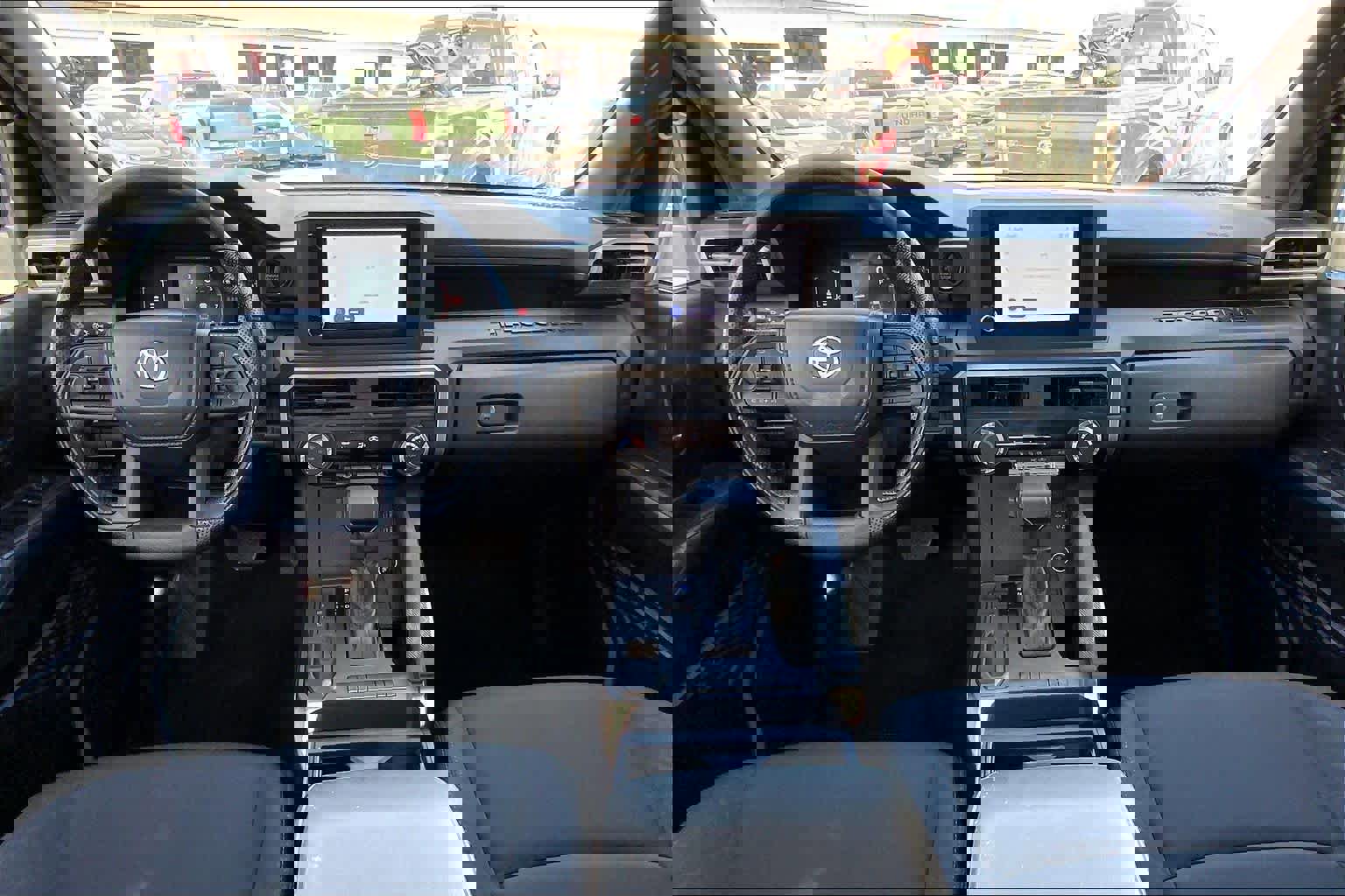 Used 2025 Toyota Tacoma SR image 13