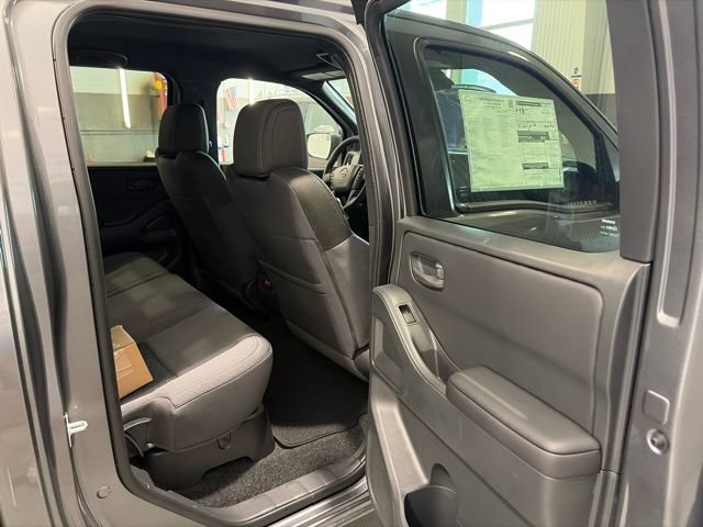 New 2026 Nissan Frontier SV w/ SV Convenience Package AWD/4WD image 15