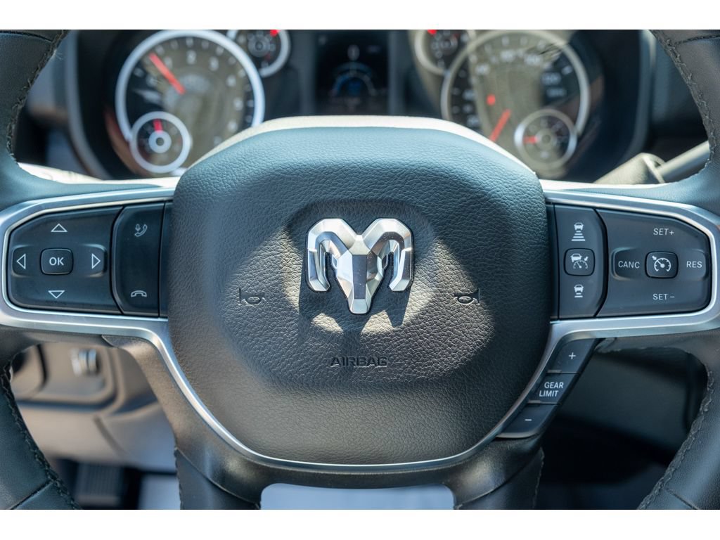 Used 2025 RAM 2500 Big Horn AWD/4WD image 17