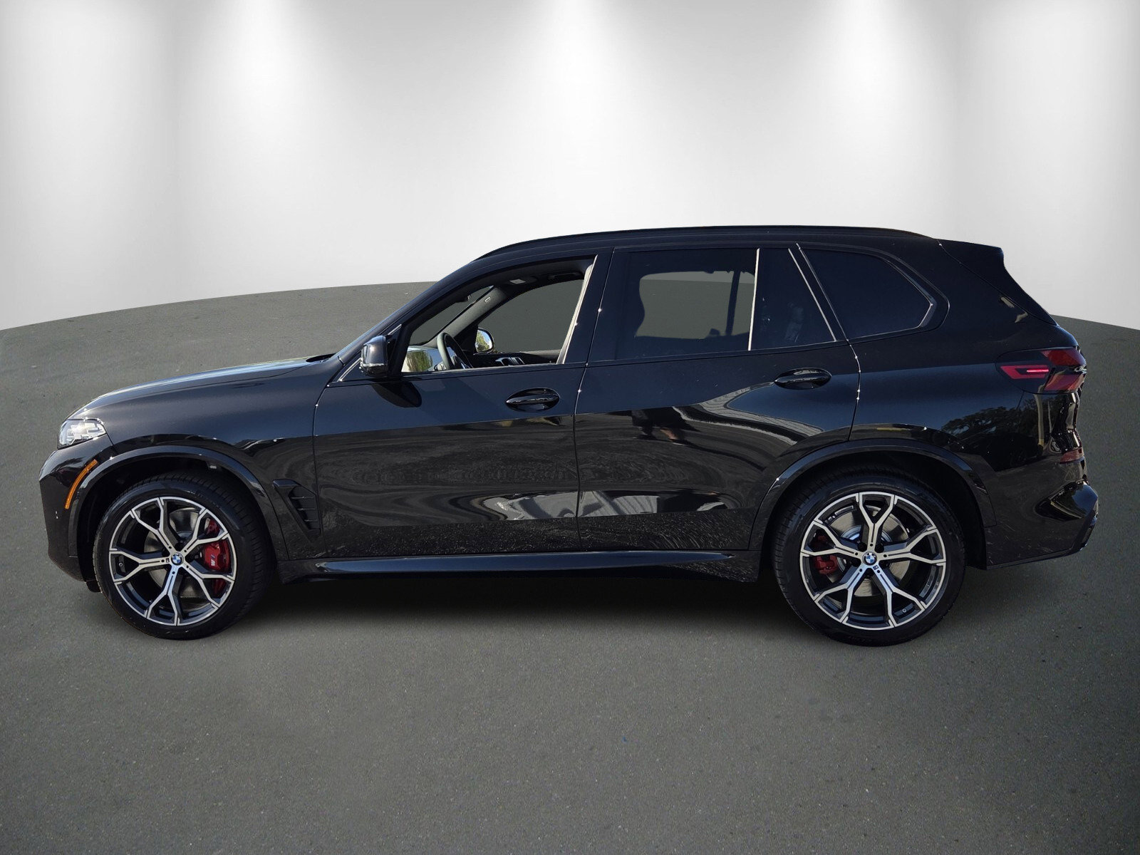 New 2026 BMW X5 M60i w/ Executive Package AWD/4WD image 4