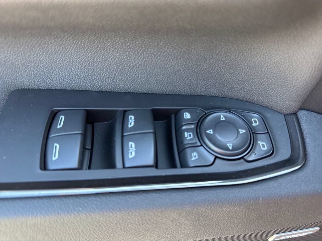 New 2026 GMC Sierra 2500 AT4 w/ AT4 Premium Plus Package AWD/4WD image 18