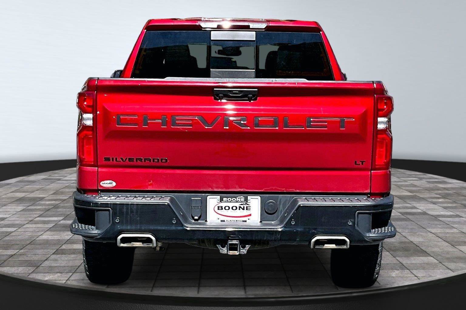 Used 2024 Chevrolet Silverado 1500 LT Trail Boss w/ Convenience Package II AWD/4WD image 4