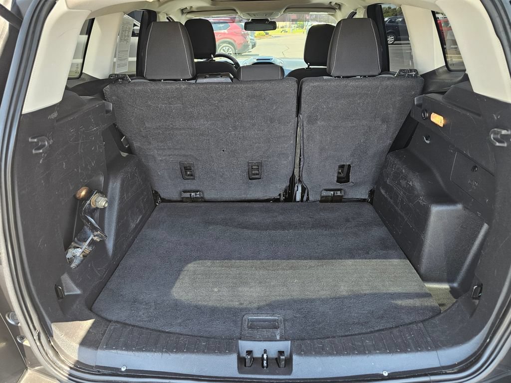 Used 2018 Ford Escape SE w/ Ford Safe & Smart Package AWD/4WD image 10