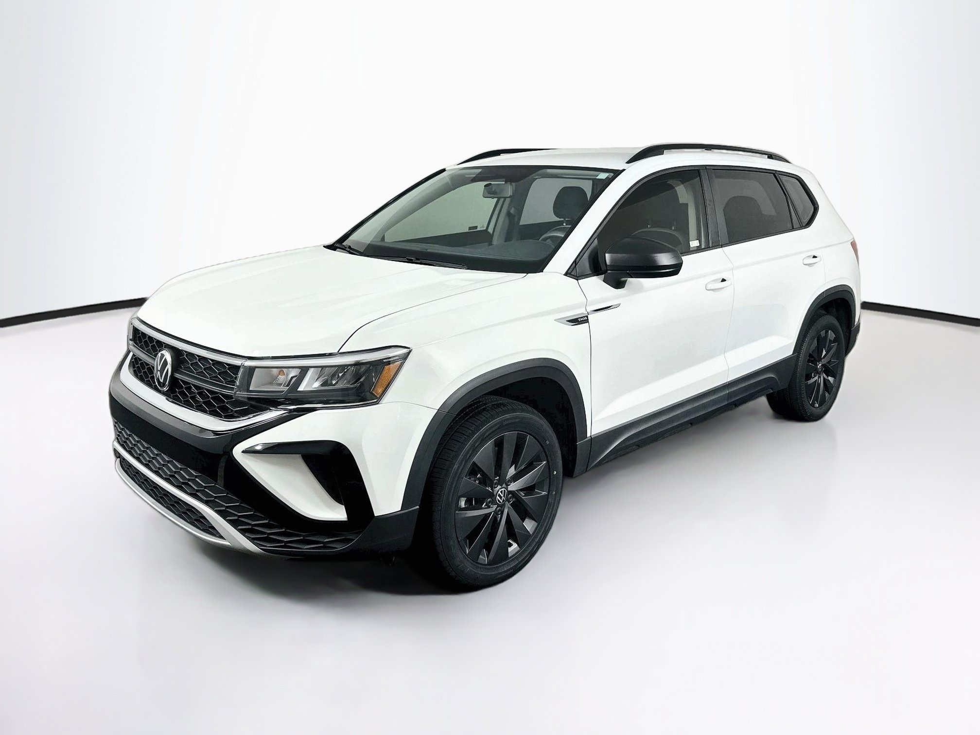 Used 2022 Volkswagen Taos S FWD image 3