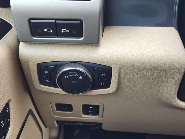 Used 2021 Ford F250 Lariat w/ Lariat Ultimate Package AWD/4WD image 24