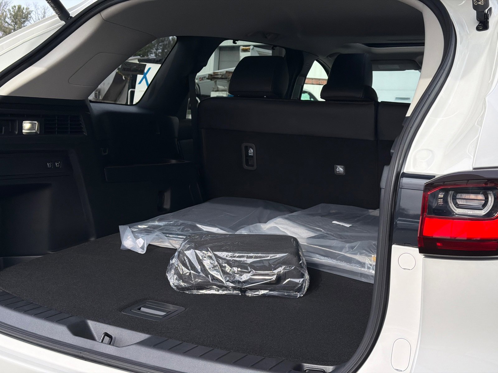 New 2026 MAZDA CX-70 3.3 Turbo w/ Preferred Package image 7