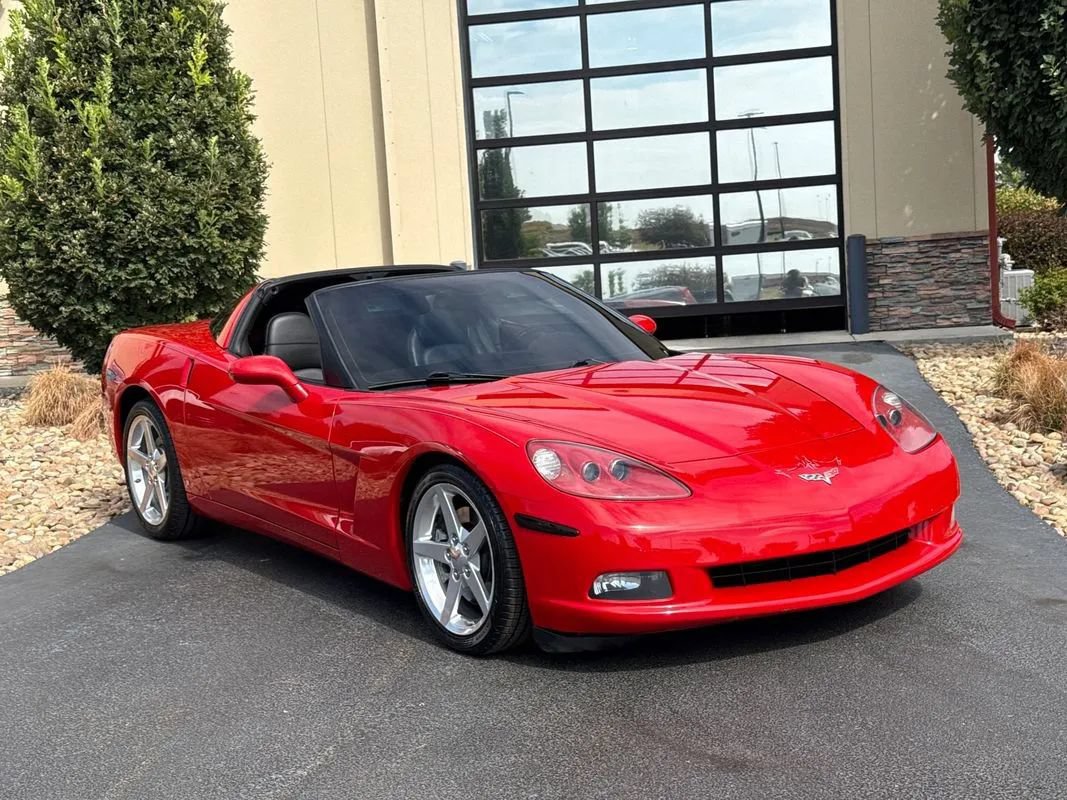 Used 2008 Chevrolet Corvette Coupe w/ Preferred Equipment Group RWD image 89