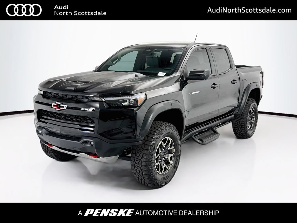 Used 2024 Chevrolet Colorado ZR2 w/ ZR2 Convenience Package III AWD/4WD image 1