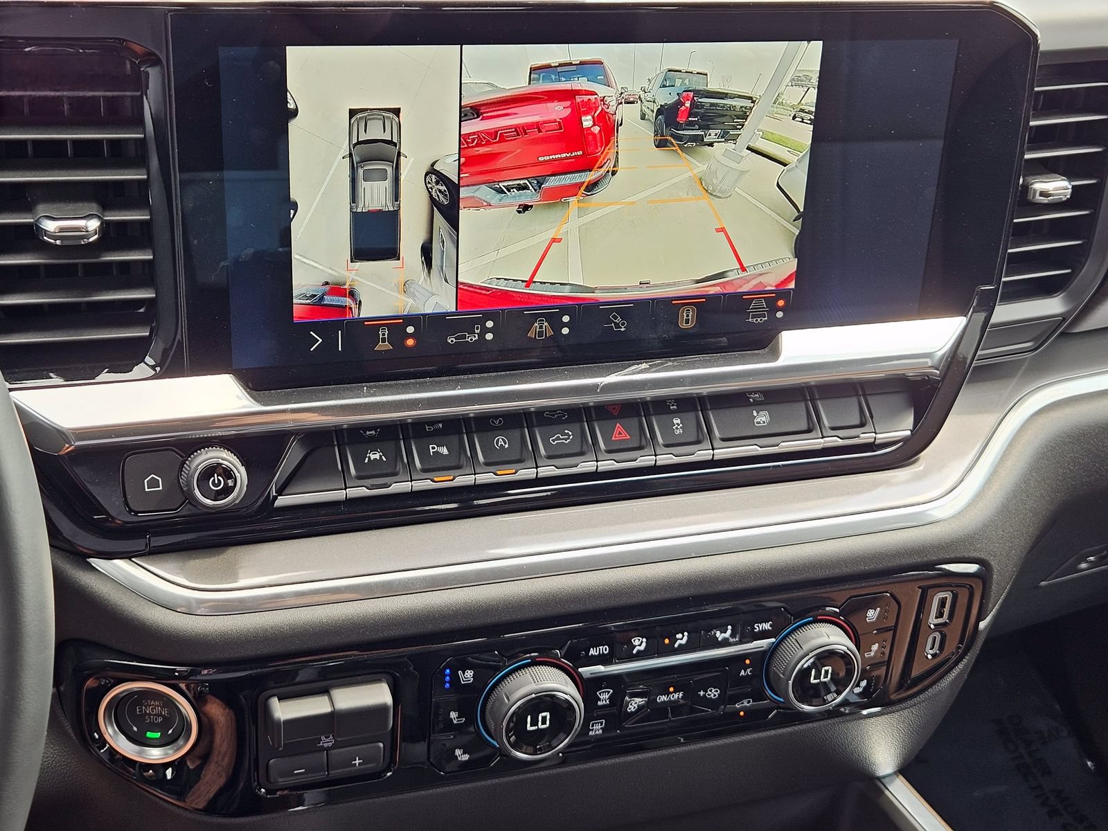 Certified 2025 Chevrolet Silverado 1500 High Country w/ Technology Package AWD/4WD image 22