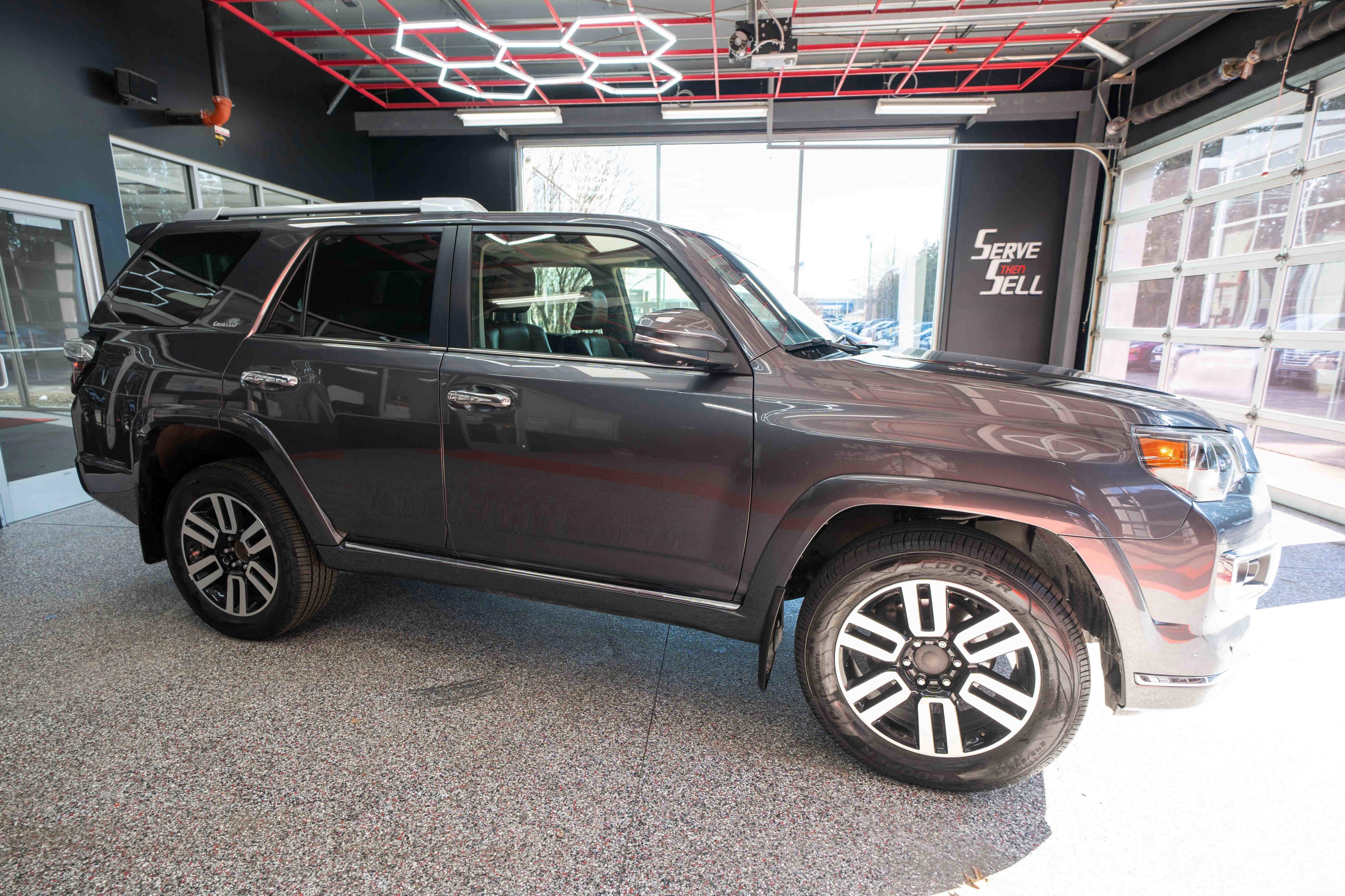 Used 2023 Toyota 4Runner Limited image 5