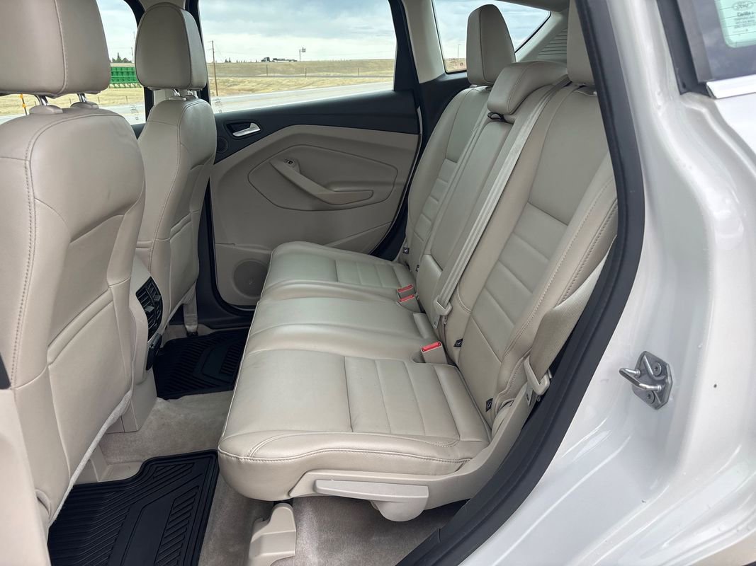 Used 2014 Ford C-MAX Energi SEL w/ Equipment Group 303A image 15