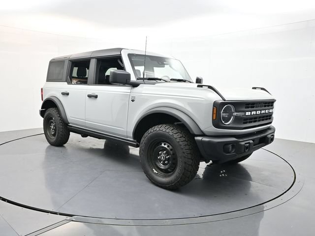 New 2026 Ford Bronco Big Bend w/ Black Diamond Package