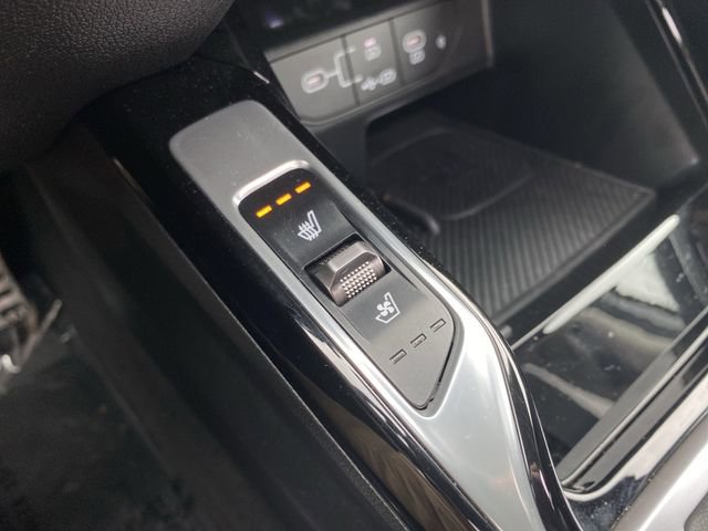 Certified 2025 Kia Sorento SX image 8