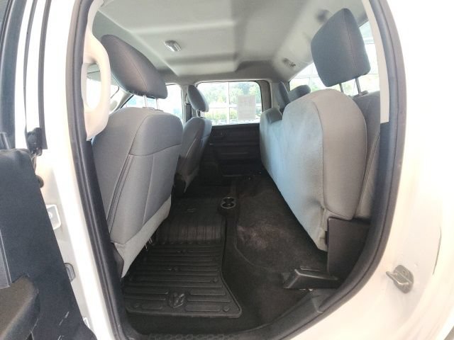 Used 2014 RAM 3500 Tradesman w/ Chrome Appearance Group RWD image 34