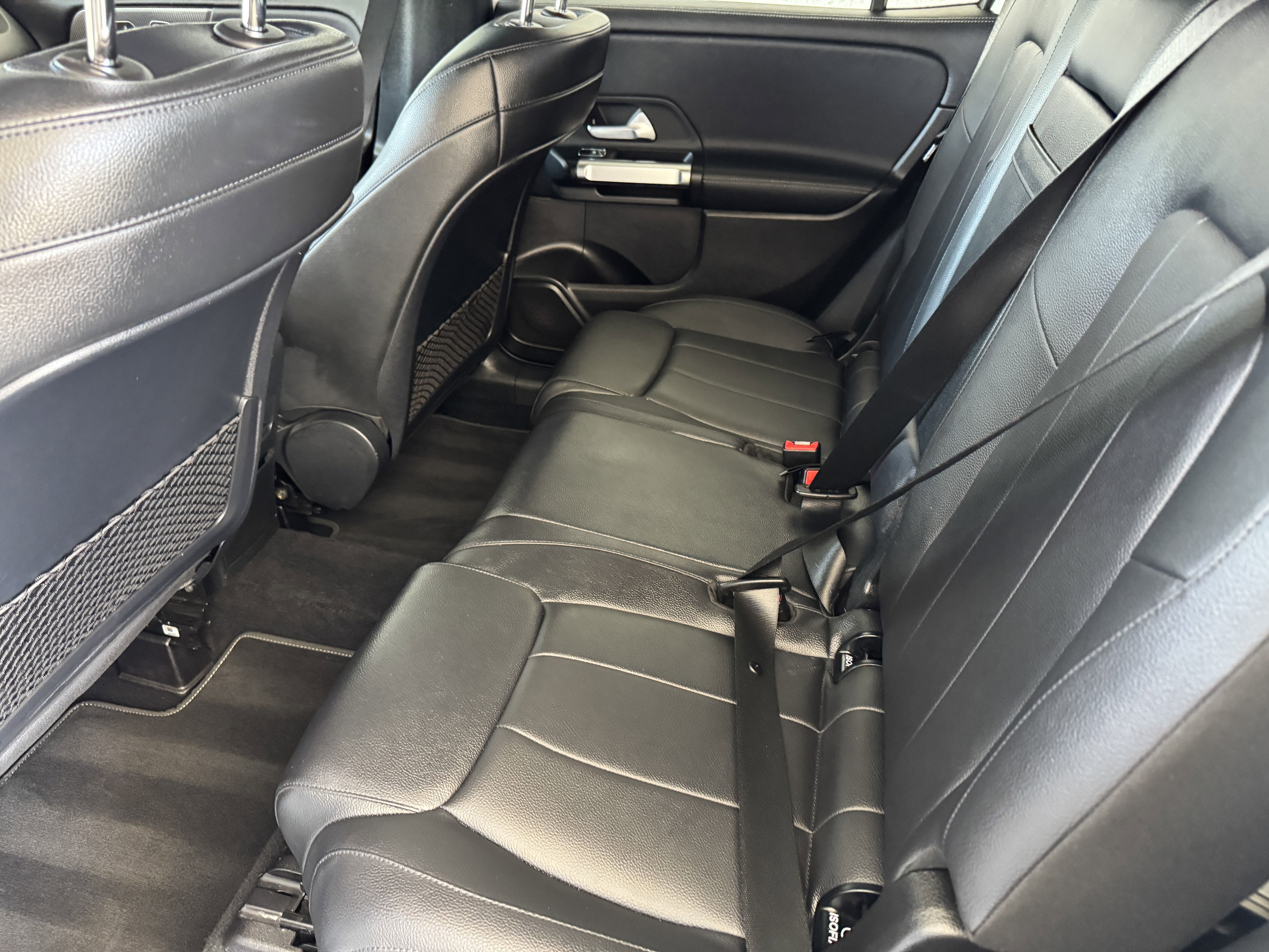 Used 2020 Mercedes-Benz GLB 250 4MATIC image 14