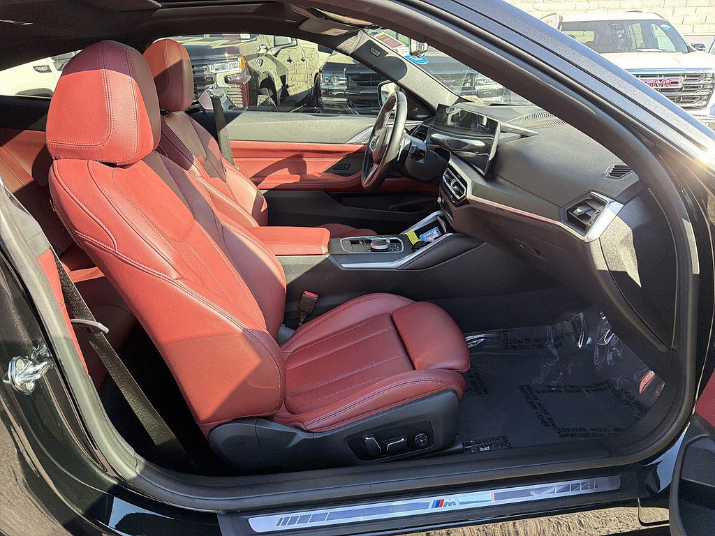 Used 2024 BMW M440i Coupe w/ Premium Package RWD image 28