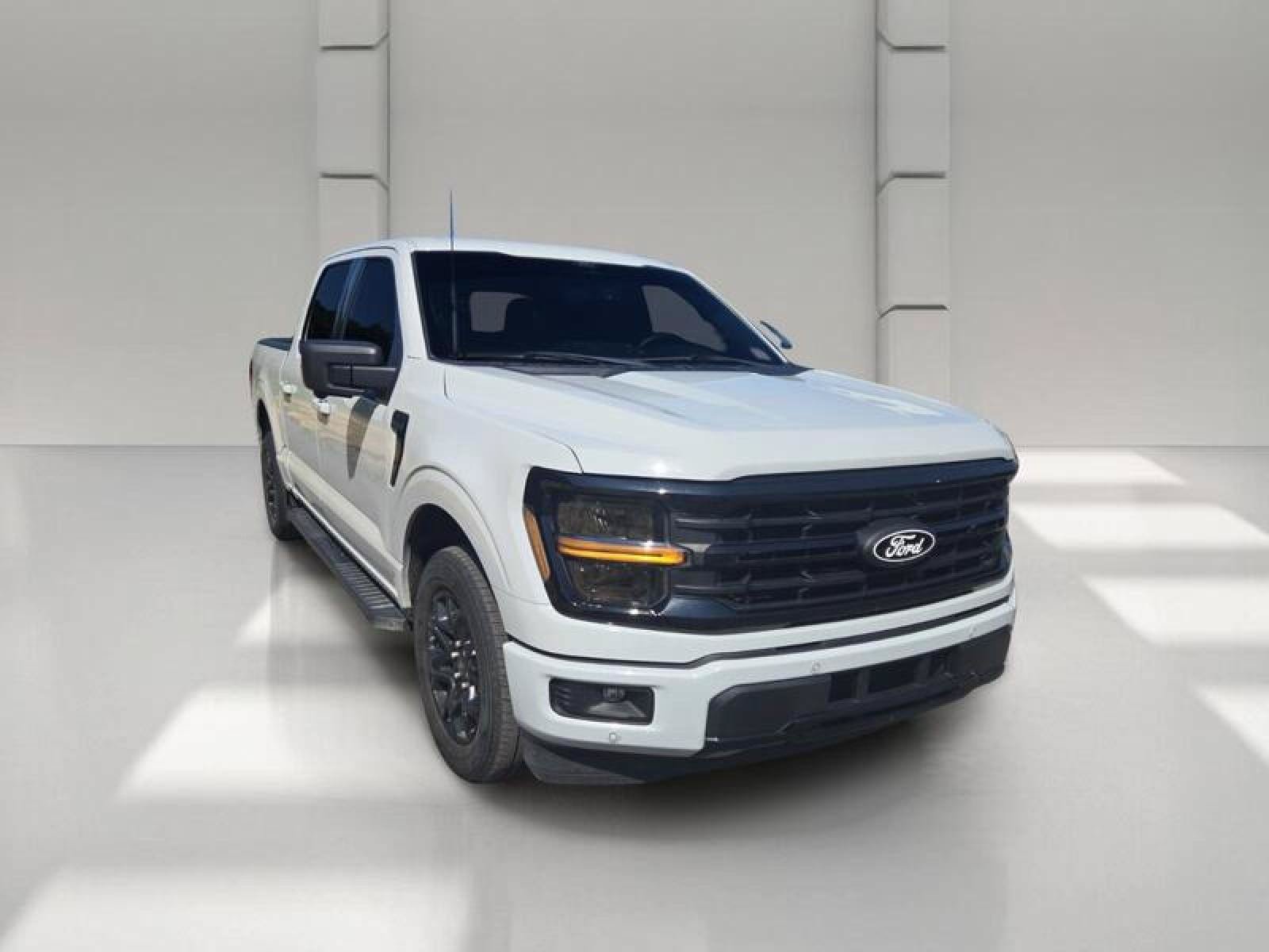 Used 2024 Ford F150 XLT w/ Equipment Group 302A MID RWD image 3