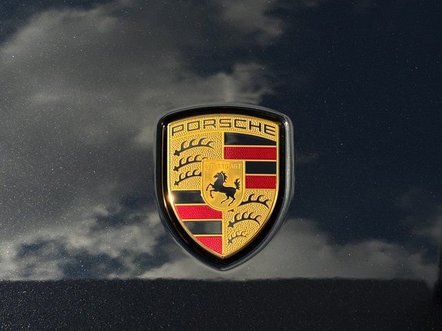 Certified 2026 Porsche Macan Turbo AWD/4WD image 28