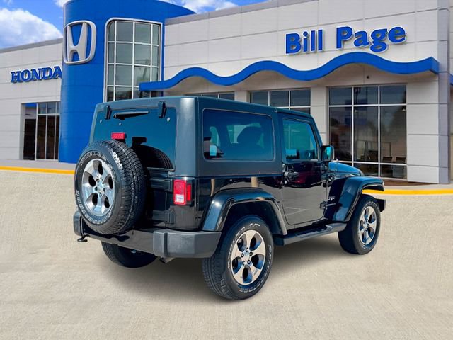 Used 2016 Jeep Wrangler Sahara w/ Connectivity Group AWD/4WD image 6