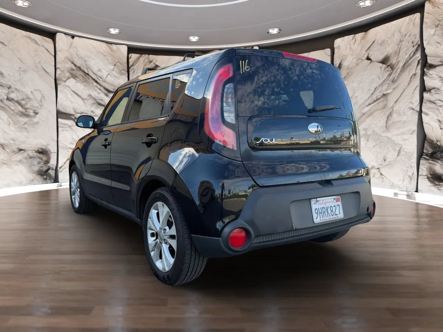 Used 2014 Kia Soul + FWD image 8