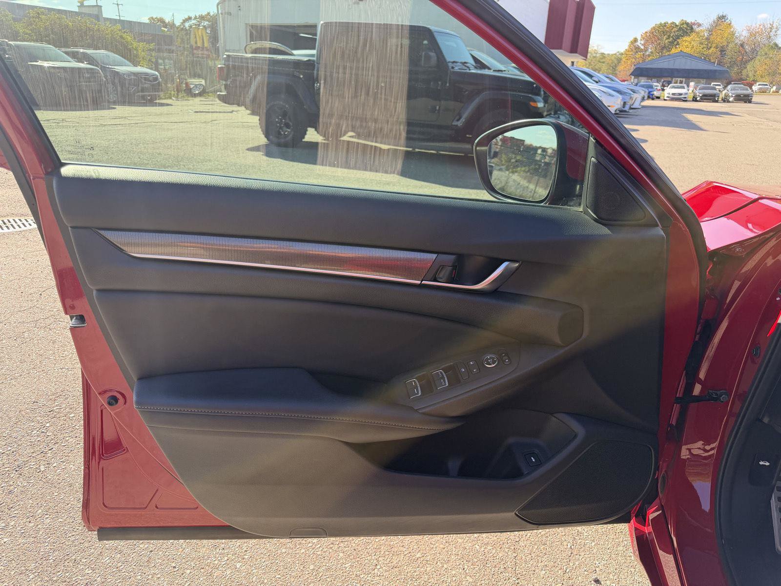 Used 2020 Honda Accord Sport image 10