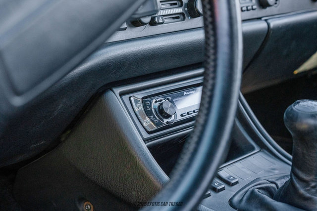 Used 1988 Porsche 944 Turbo image 36