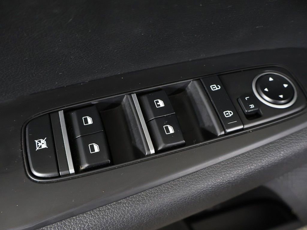 Used 2023 Kia Forte LXS FWD image 33