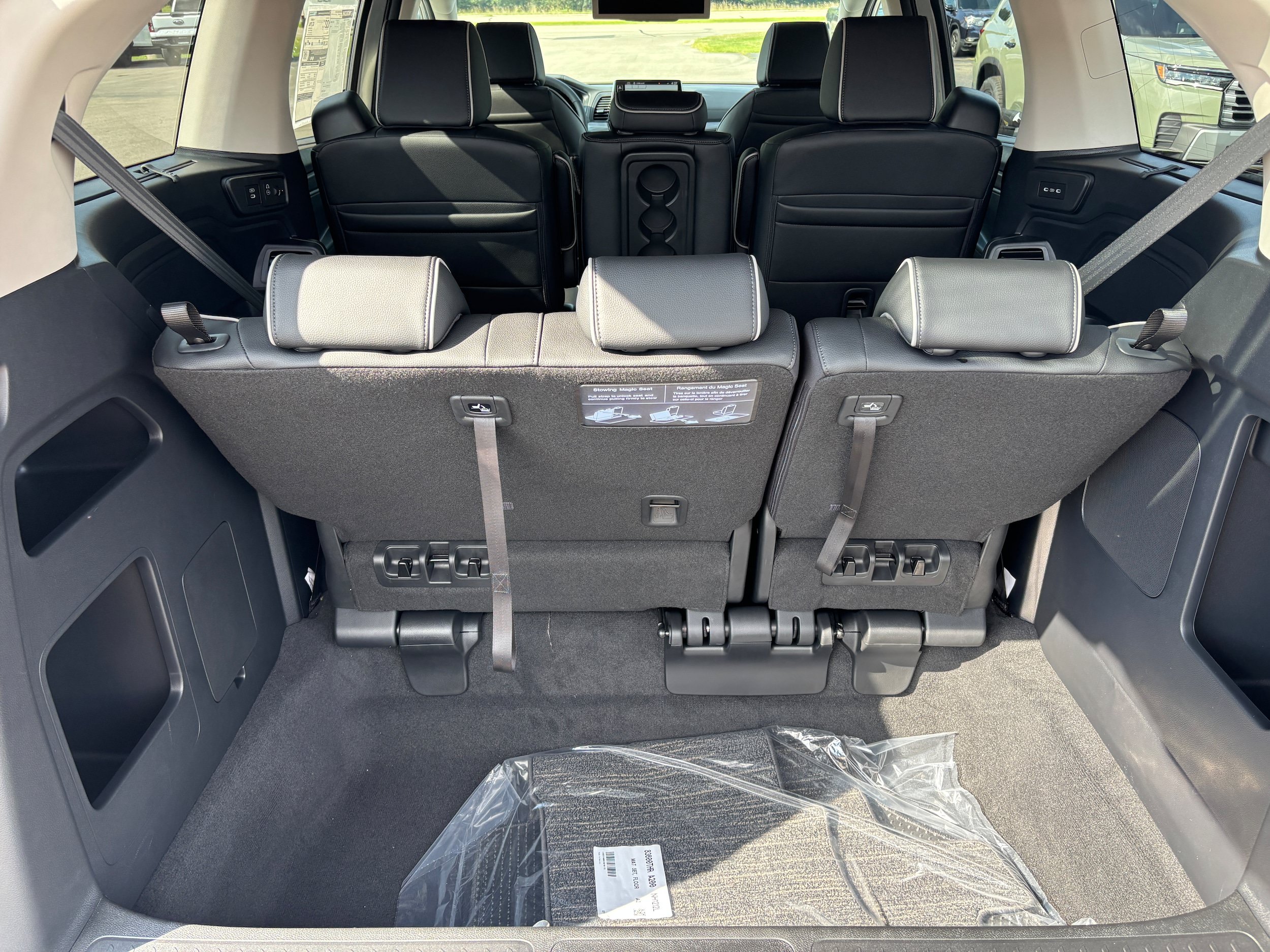 New 2026 Honda Odyssey Elite image 13