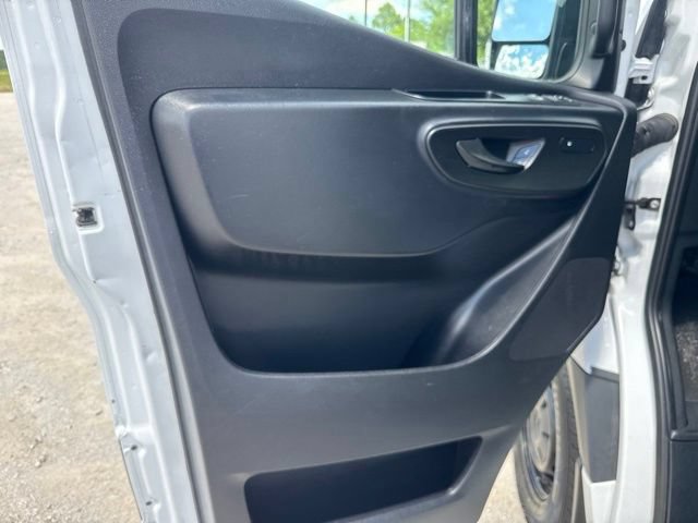 Used 2025 Mercedes-Benz Sprinter 2500 image 17