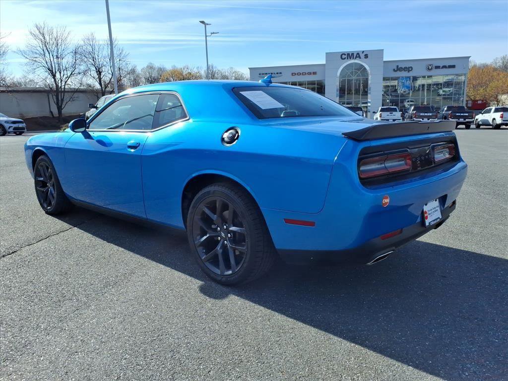 Used 2023 Dodge Challenger SXT w/ Plus Package image 6