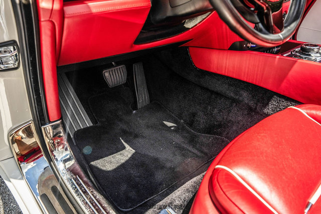 Used 2016 Rolls-Royce Dawn RWD image 84