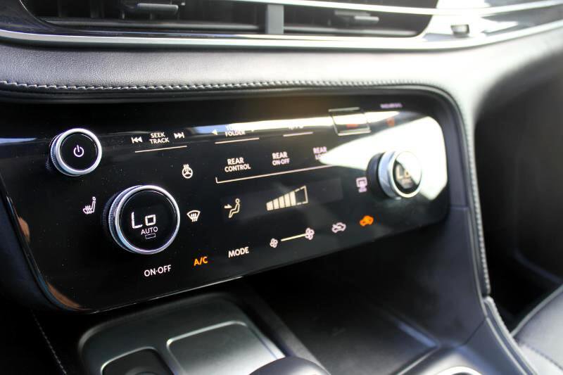Used 2025 INFINITI QX60 Pure image 38