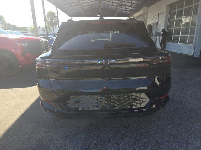 Used 2024 Chevrolet Equinox EV RS FWD image 5