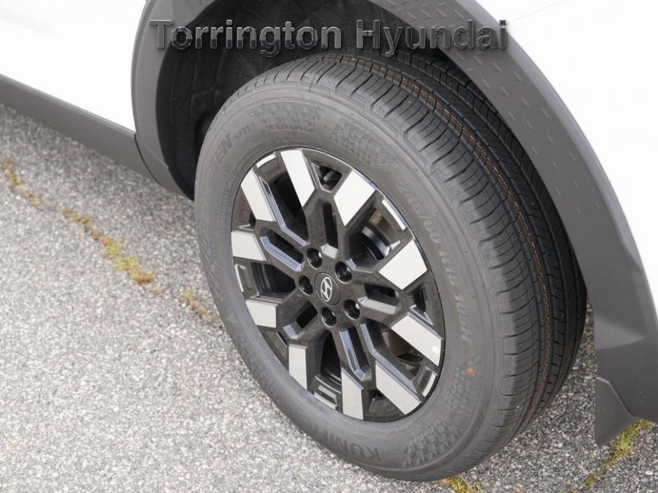 New 2025 Hyundai Santa Cruz SE image 11