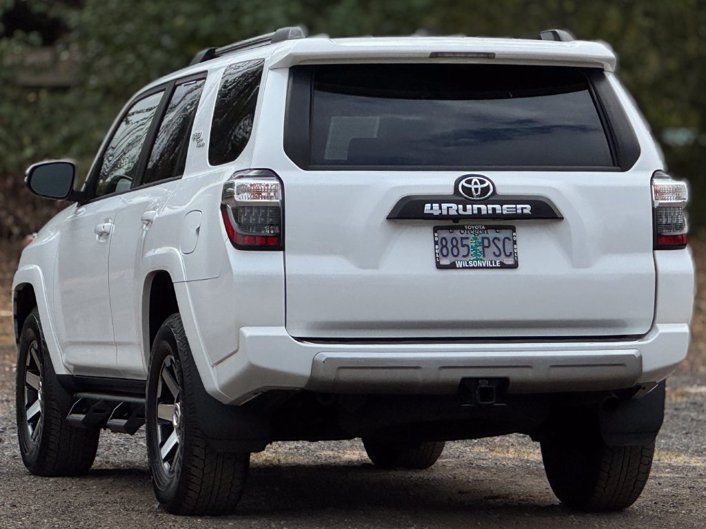 Used 2024 Toyota 4Runner TRD Off-Road Premium AWD/4WD image 5
