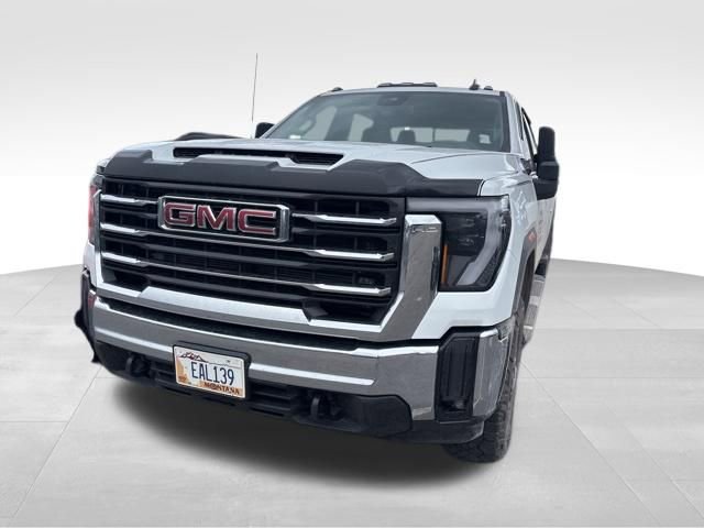 Used 2025 GMC Sierra 3500 SLE w/ SLE Value Package image 3